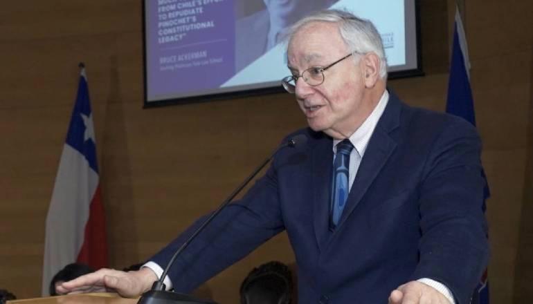 Bruce Ackerman: “El proceso constituyente chileno es uno de los pocos casos de esperanza en un mundo en crisis”